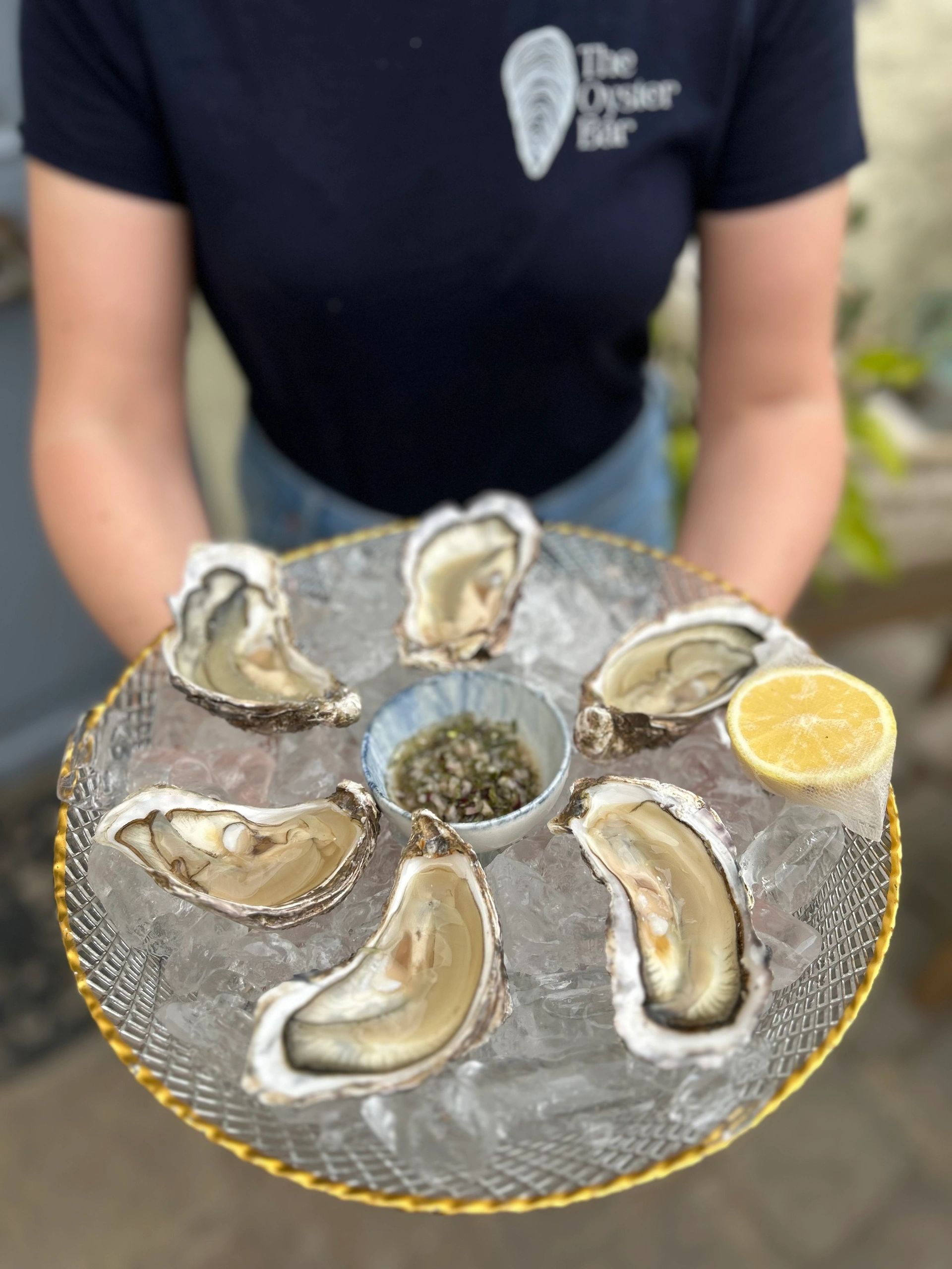 Fresh oysters with lemon at Amalfi Kitchen